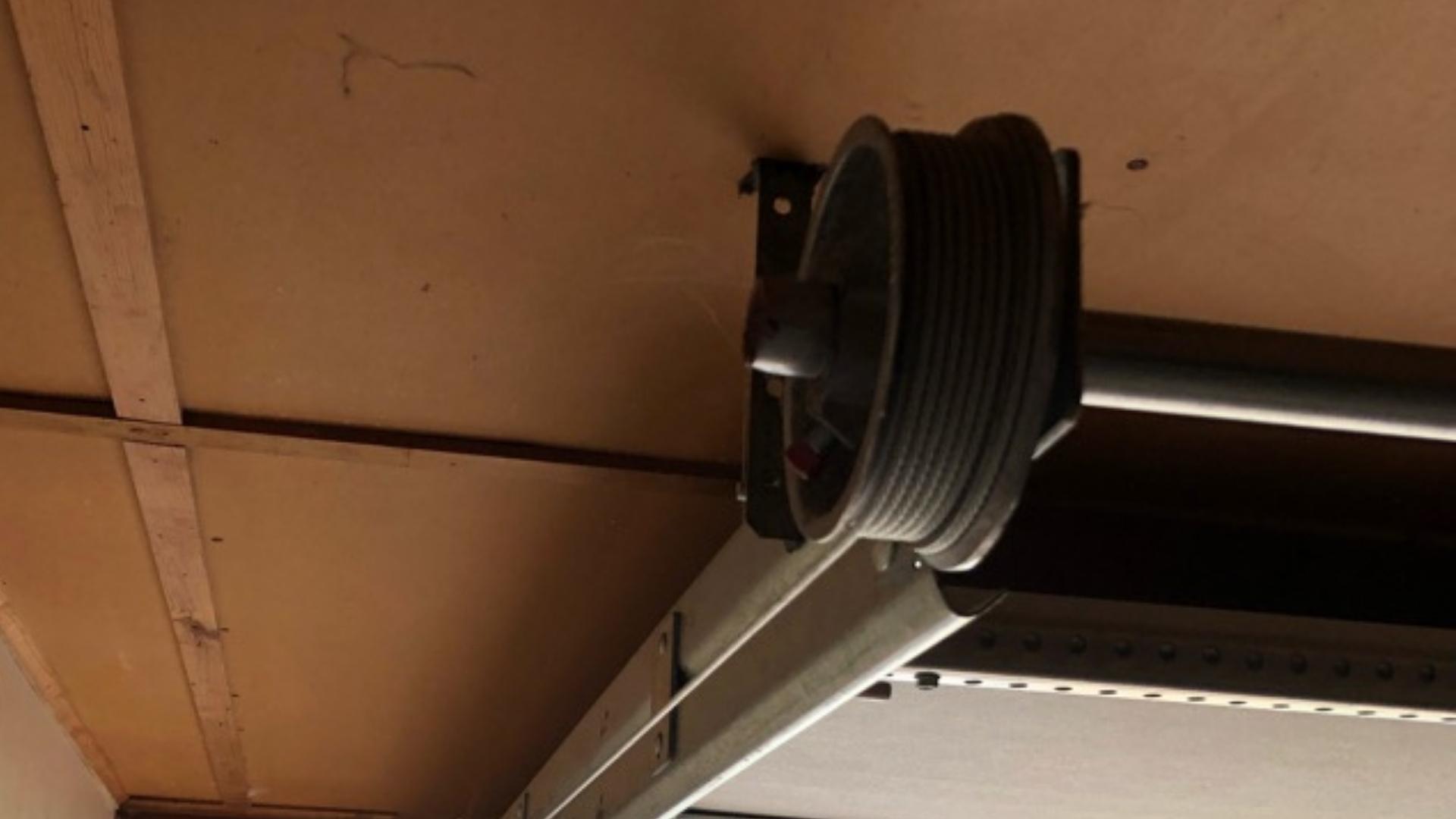 Garage Door Repair Garage Door Service Garage Door Maintenan Garage Door Cable Replacement Muscatine